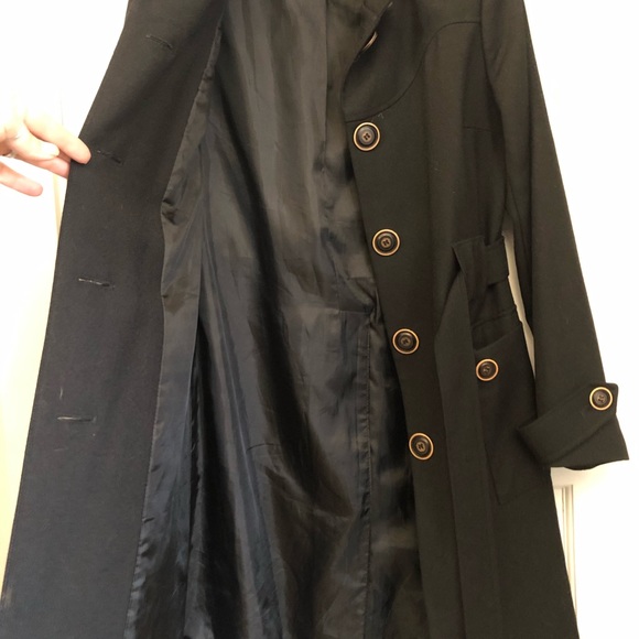 Buttoned trench coat - Picture 6 of 10